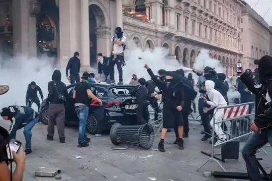 Il grande vecchio (giovane) che serviva a tutti. La lezione di comunicazione del 17 ottobre